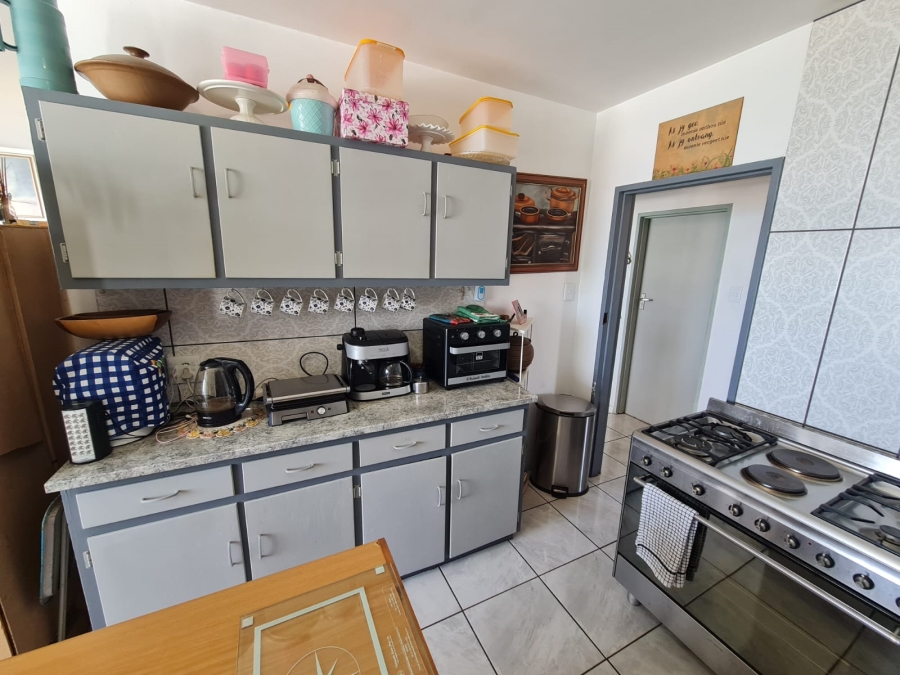 2 Bedroom Property for Sale in Strand Central Western Cape